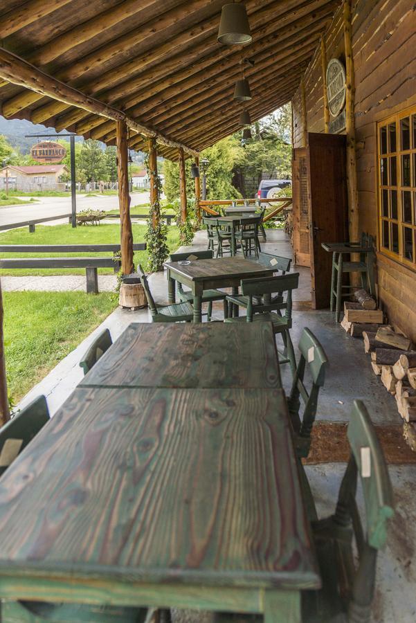 Hotel El Barranco Futaleufú Екстериор снимка