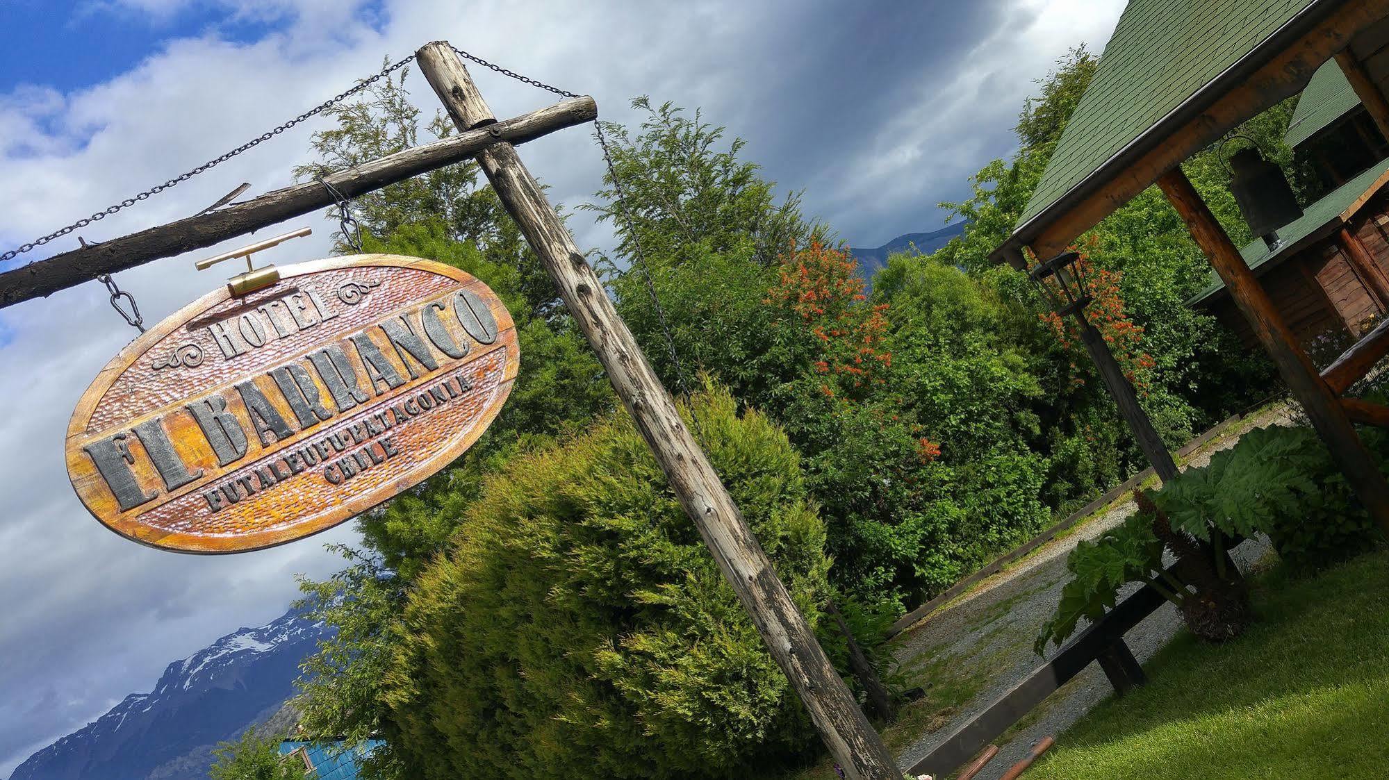 Hotel El Barranco Futaleufú Екстериор снимка