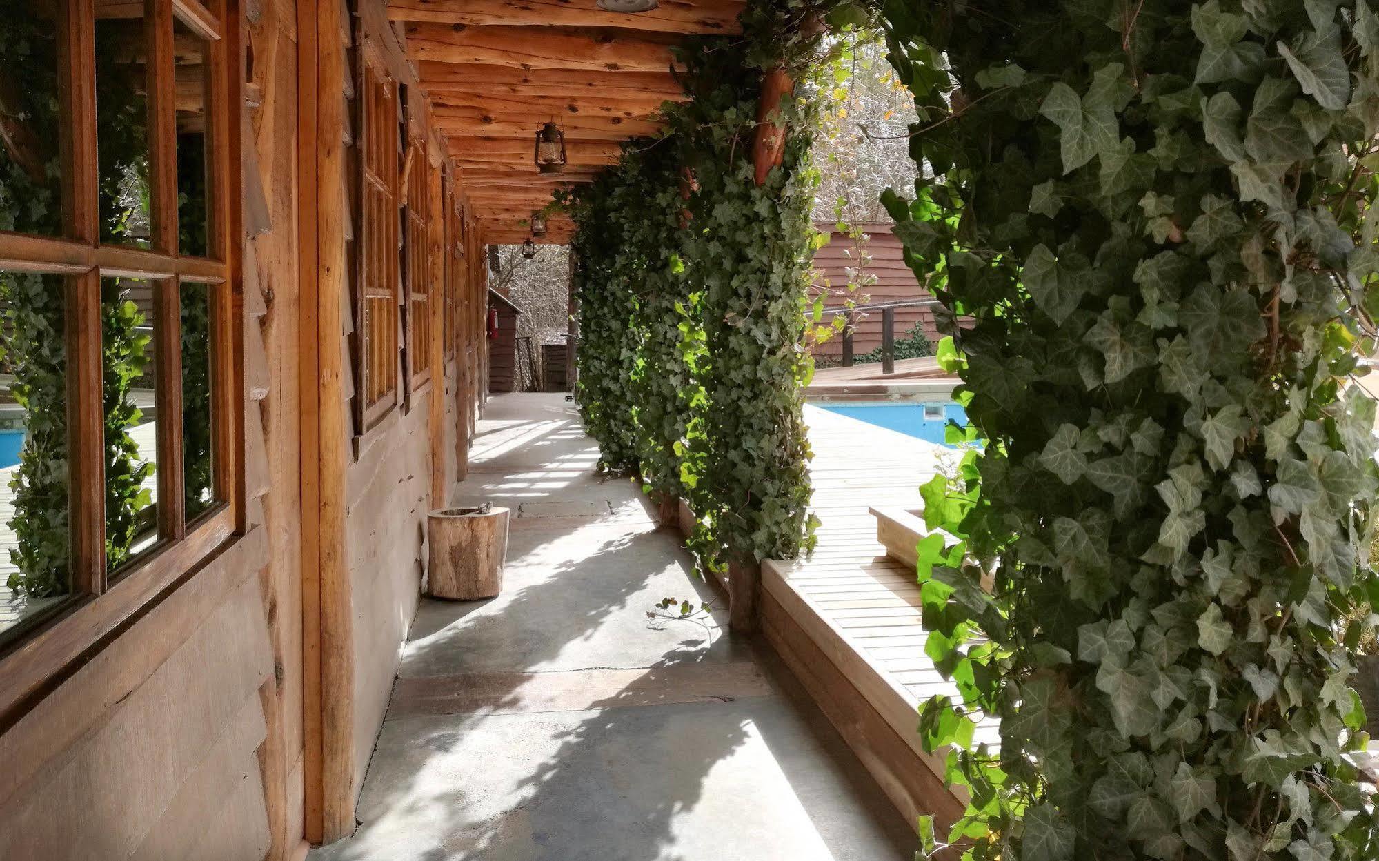 Hotel El Barranco Futaleufú Екстериор снимка